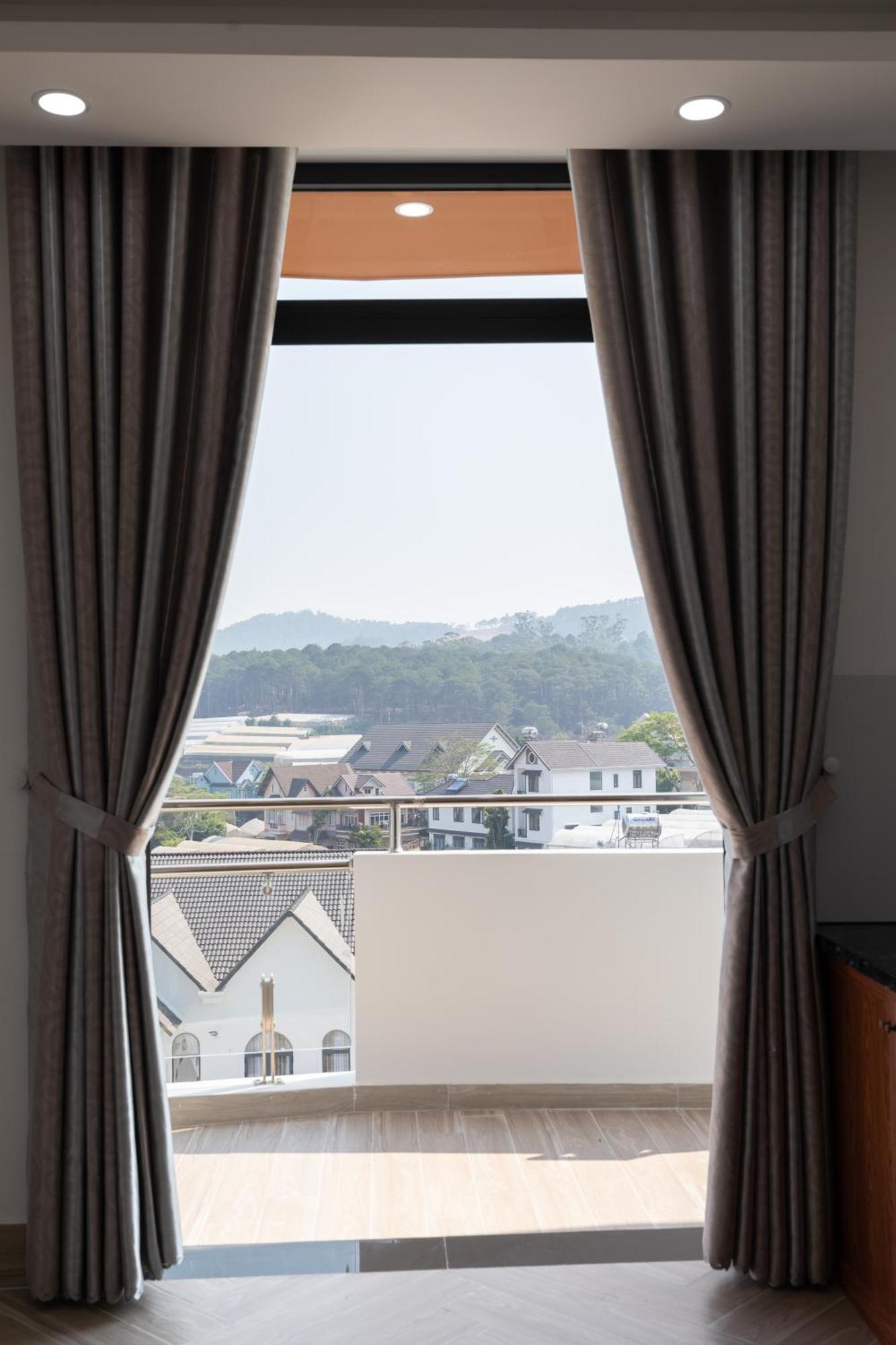 Khach San Anh Sang - Light House Hotel Da Lat Exterior photo
