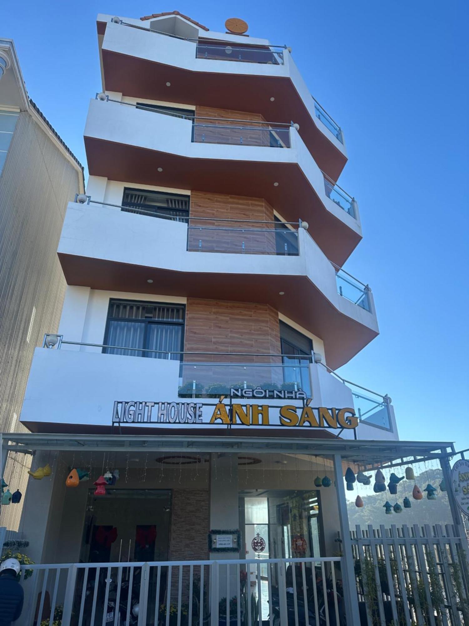 Khach San Anh Sang - Light House Hotel Da Lat Exterior photo