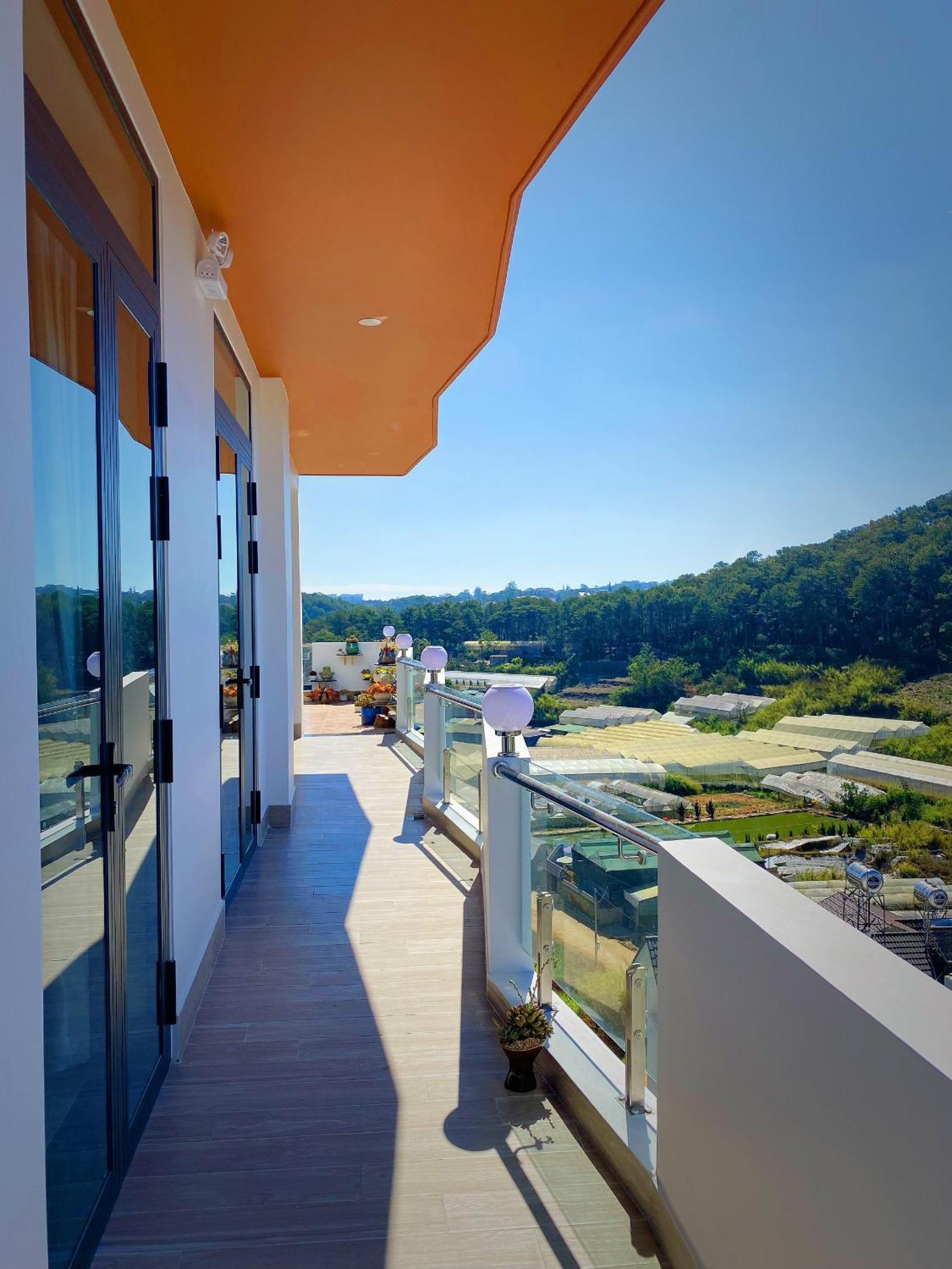 Khach San Anh Sang - Light House Hotel Da Lat Exterior photo
